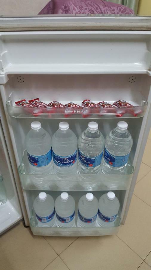 Basrie Villa "Mslim Only" - Mini Cinema , Private Pool , Wi-Fi , Netflix Muar Dış mekan fotoğraf