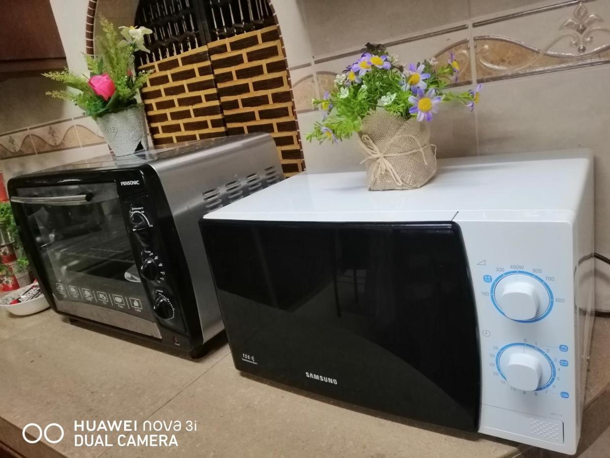 Basrie Villa "Mslim Only" - Mini Cinema , Private Pool , Wi-Fi , Netflix Muar Dış mekan fotoğraf